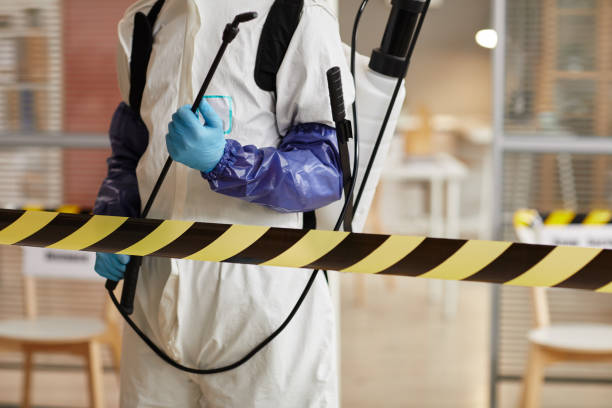 Professional Biohazard technician working in Mesa, WA